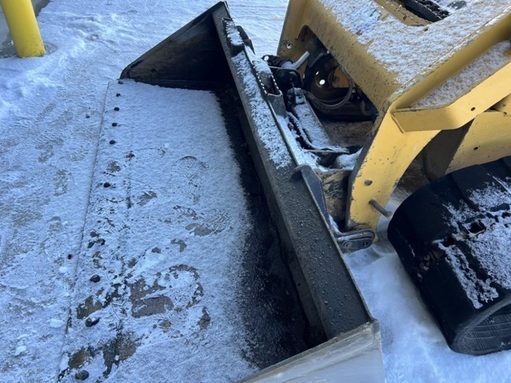 caterpillar-299d3-image-12