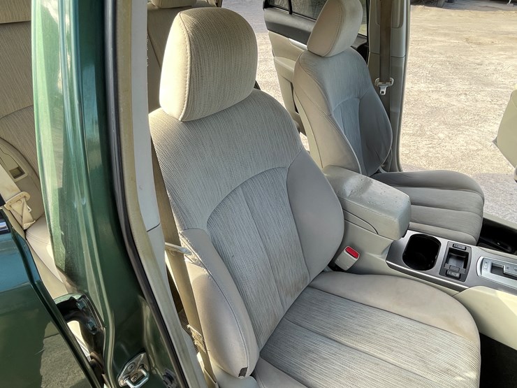 #8-•-2014-subaru-legacy-wagon-(nm-title-in-delay)-image-98