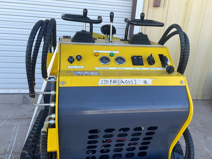 #223-•-mini-skid-steer-loader-image-14