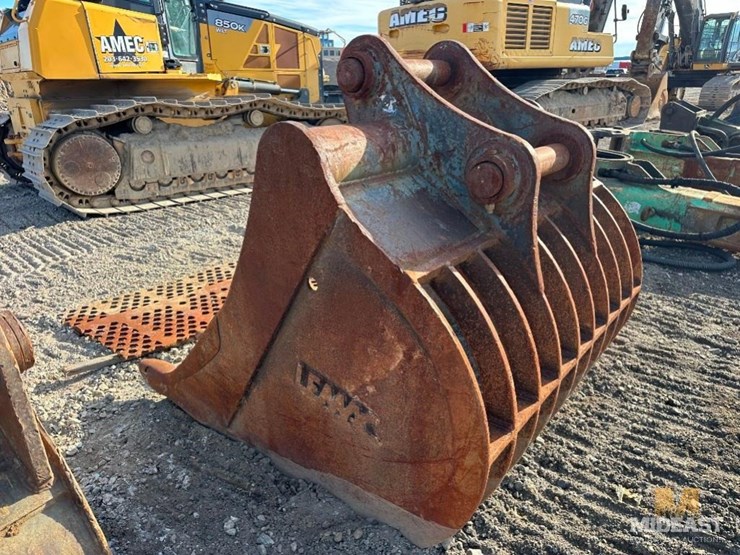 skeleton-bucket-image-2