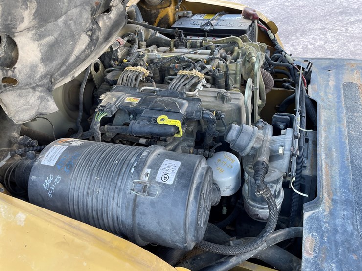 #15-•-2015-cat-forklift-image-80