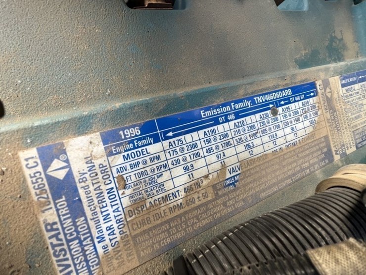 1996-international-4700-image-17