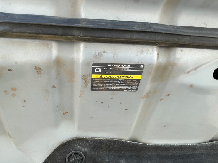 #4-•-2013-nissan-sentra-(has-nm-title)-image-117