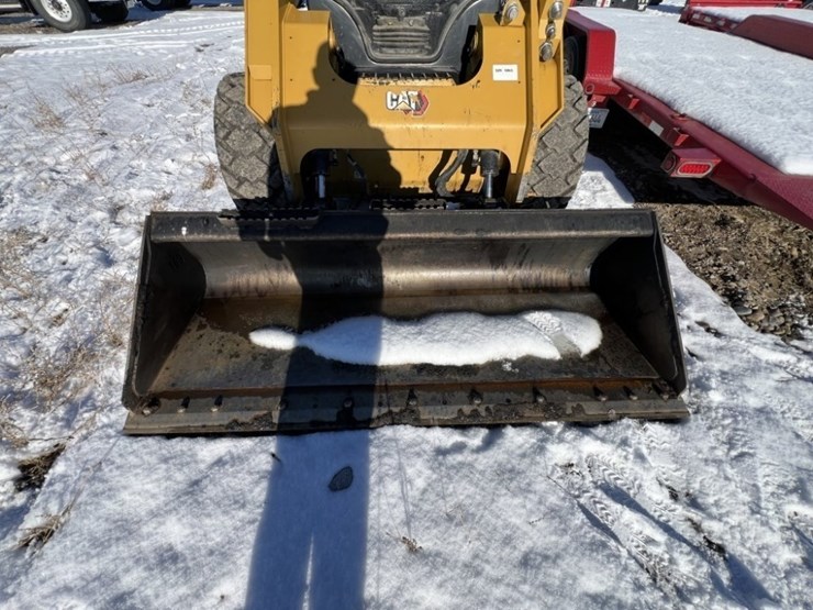 2020-caterpillar-262d3-image-8