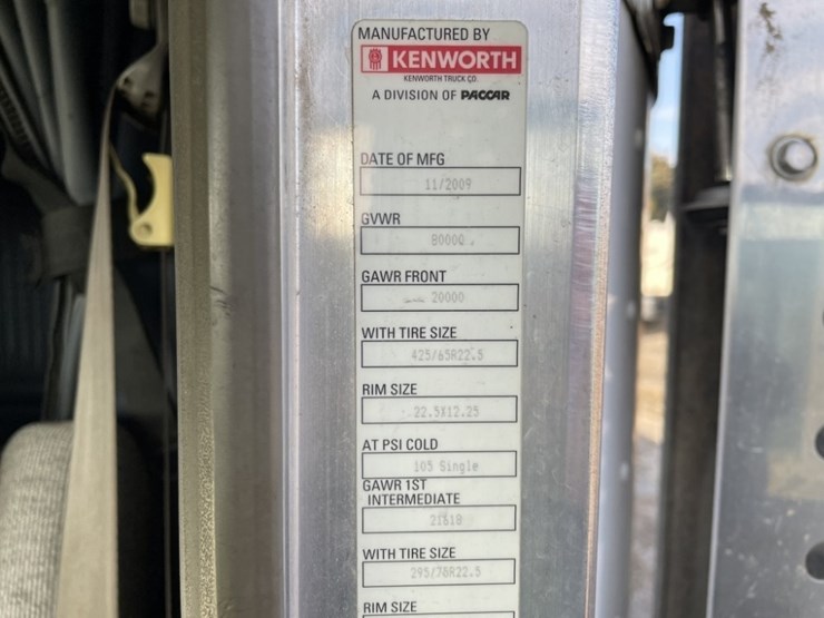 2010-kenworth-t800-image-56