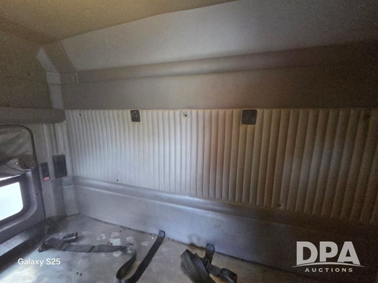 kenworth-t660-image-12