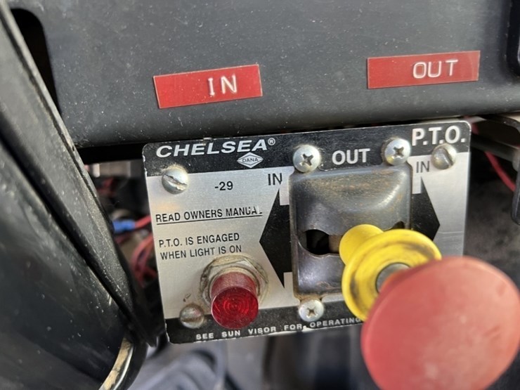 1996-international-4700-image-21