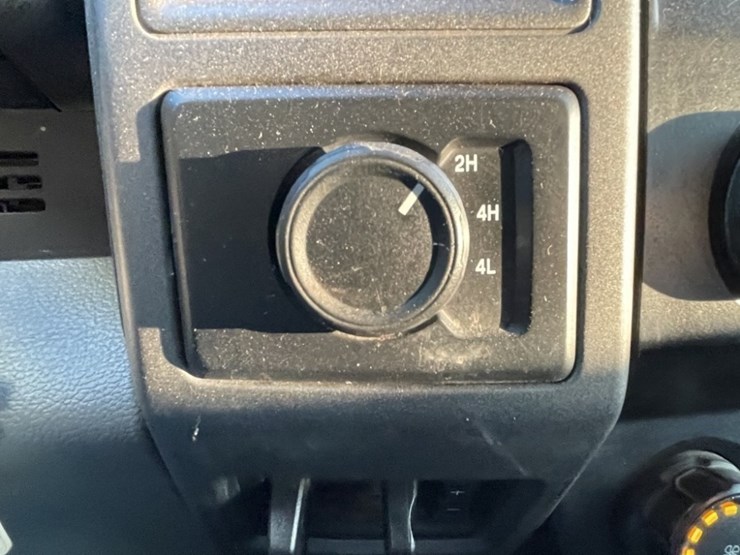 2022-ford-f550-xl-sd-image-25