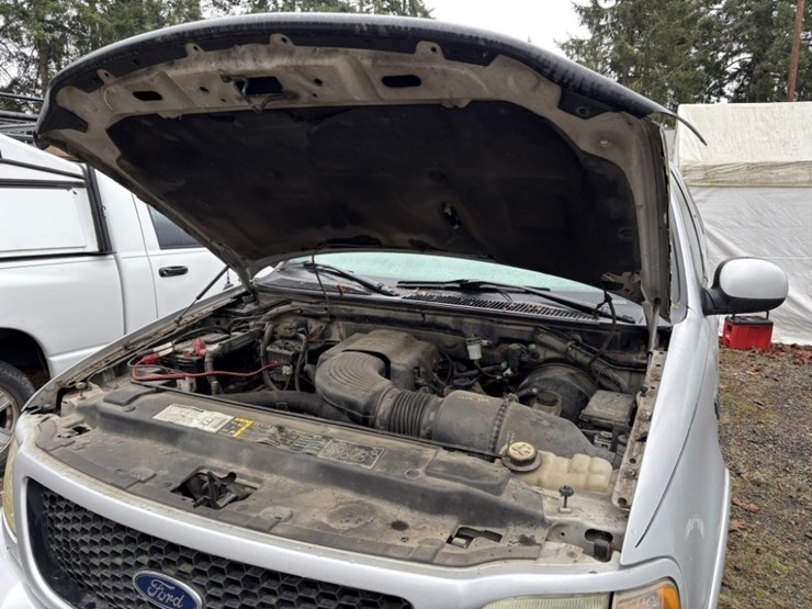 2002-ford-f150-image-17