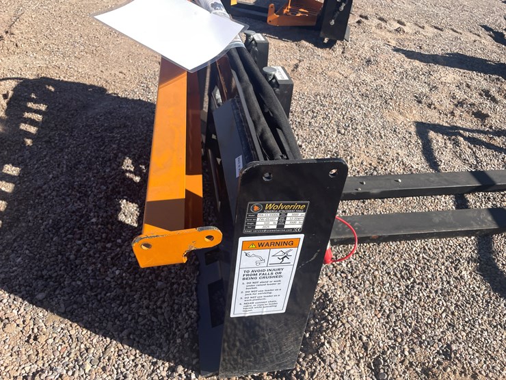 #208-•-pallet-fork-hydraulic-adjustable-image-11