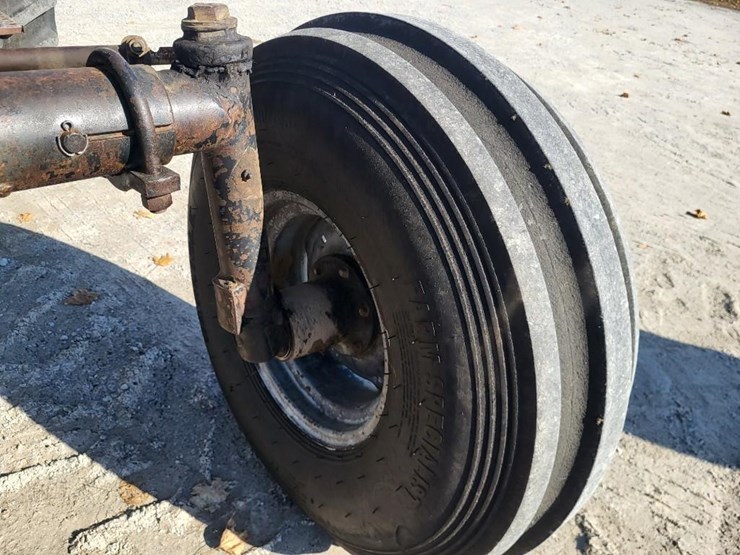 white-2-105-image-11