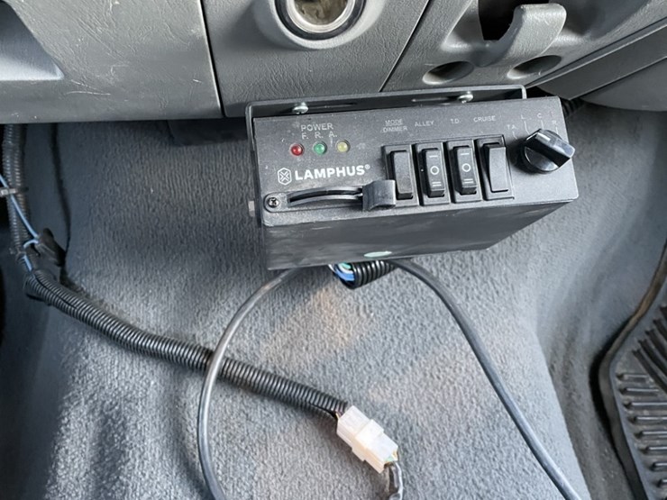 2006-ford-f350-image-23