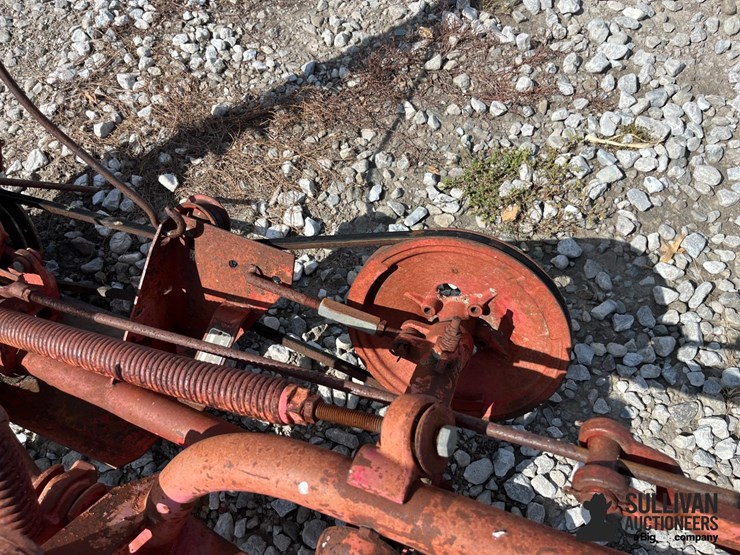 massey-ferguson-7-image-12