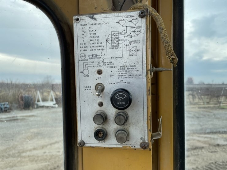 1979-caterpillar-966c-image-28