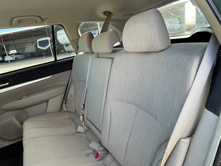 #8-•-2014-subaru-legacy-wagon-(nm-title-in-delay)-image-114