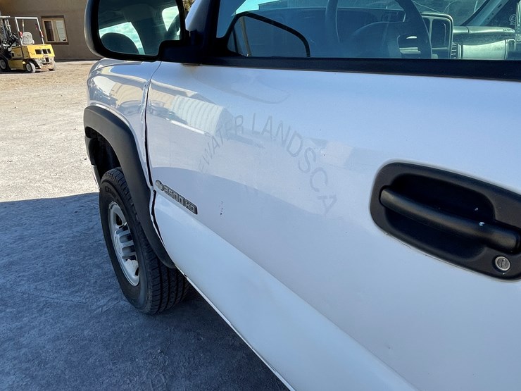 2007-chevrolet-silverado-2500-image-19