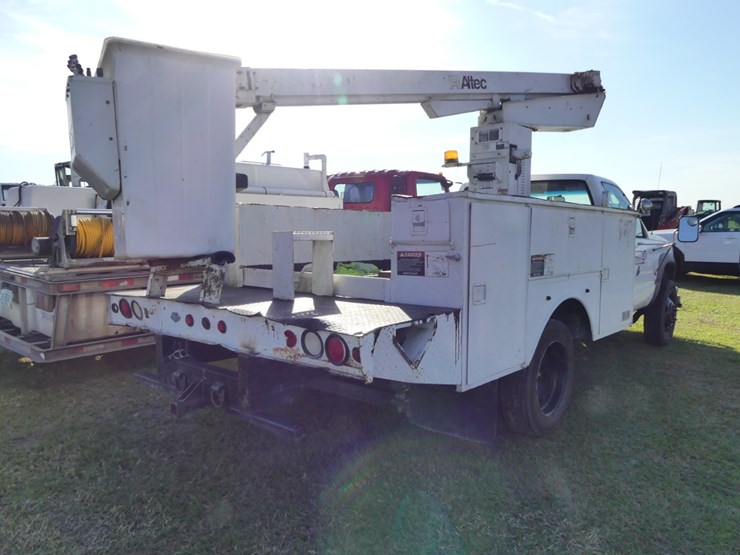 1999-gmc-3500-image-3