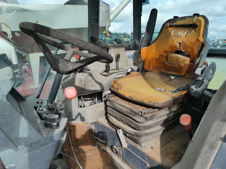 kubota-m9000-image-11