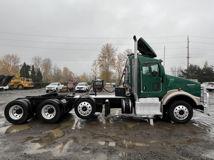 kenworth-t800-image-3