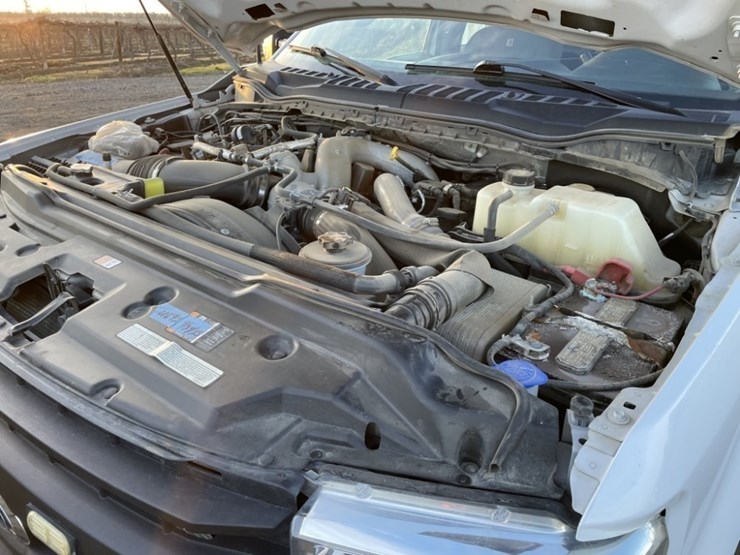 2022-ford-f350-xl-image-17