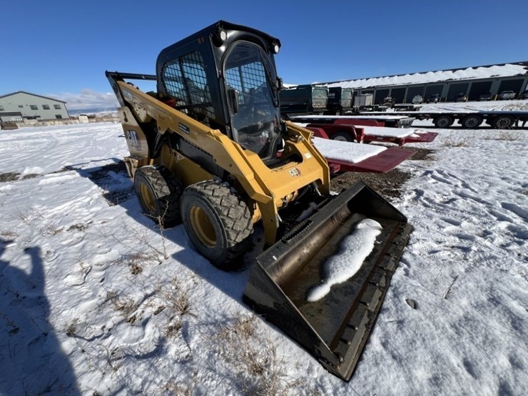 2020-caterpillar-262d3-image-7