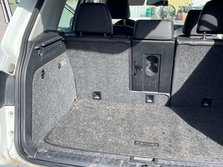 #3-•-volkswagen-tiguan-(nm-title-in-delay)-image-57