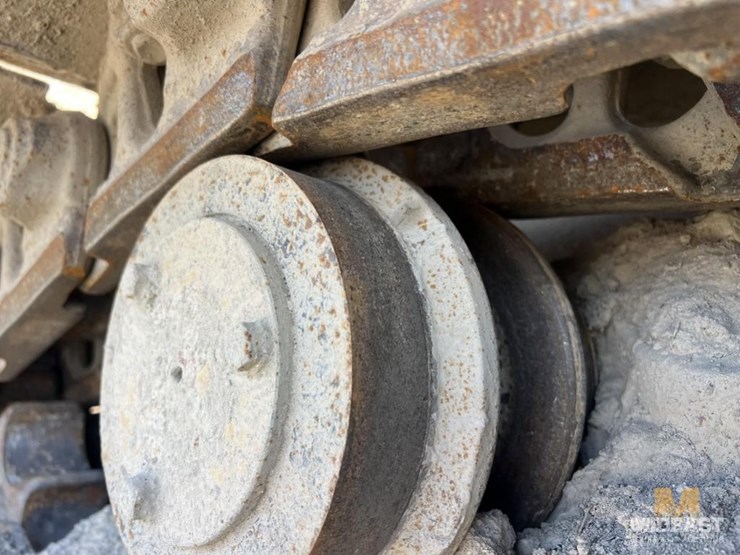 2012-deere-850k-wlt-image-27