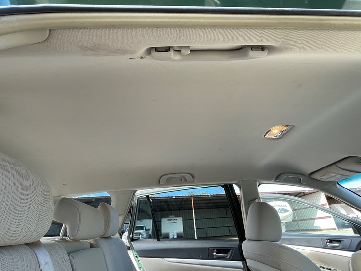 #8-•-2014-subaru-legacy-wagon-(nm-title-in-delay)-image-107