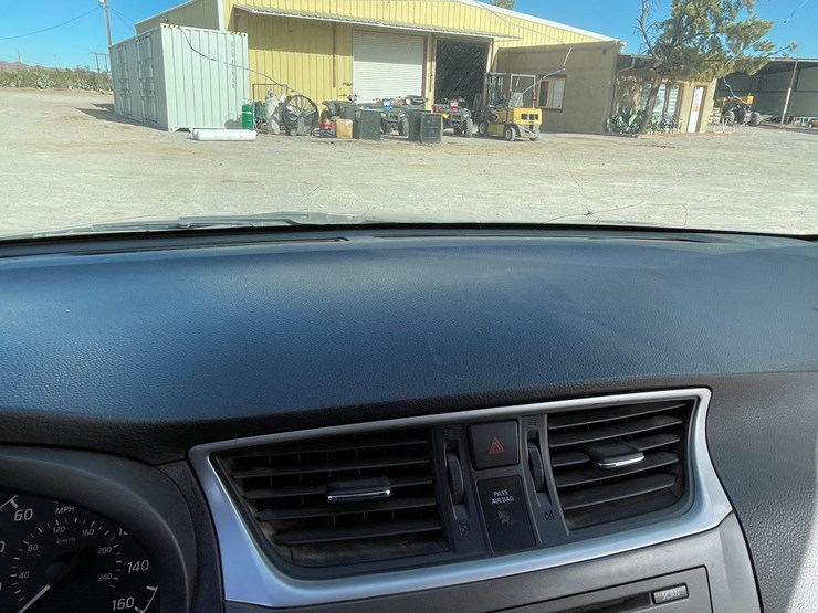 #4-•-2013-nissan-sentra-(has-nm-title)-image-85