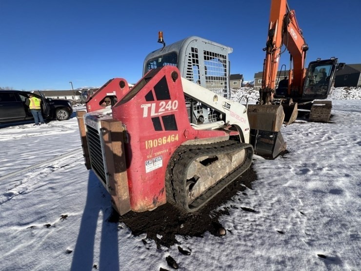 takeuchi-tl240-image-5