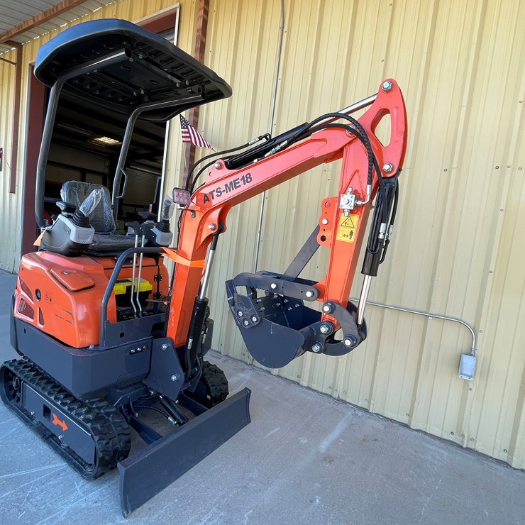 #236 • Mini Excavator