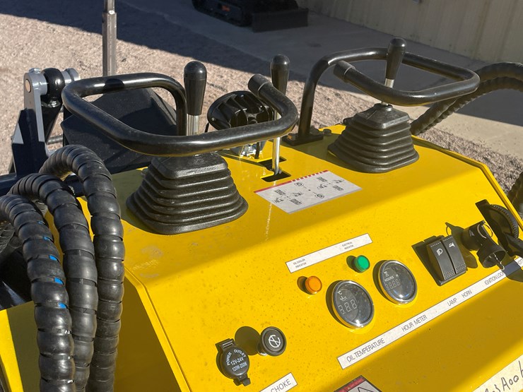#224-•-mini-skid-steer-loader-image-22