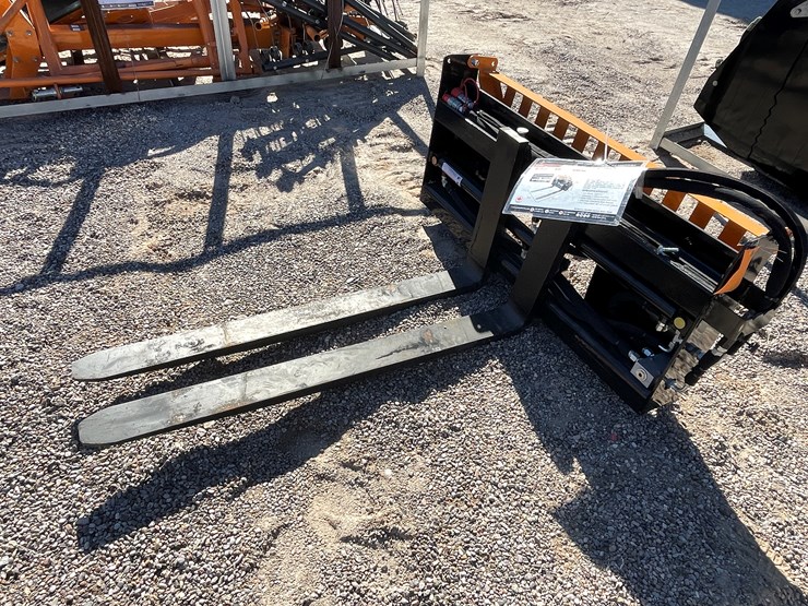 #210-•-pallet-fork-hydraulic-adjustable-image-18