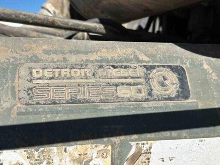 1996-freightliner-bobtail-water-truck-image-47