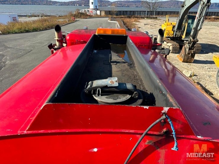 2006-peterbilt-fuel-truck-xx75502-image-24