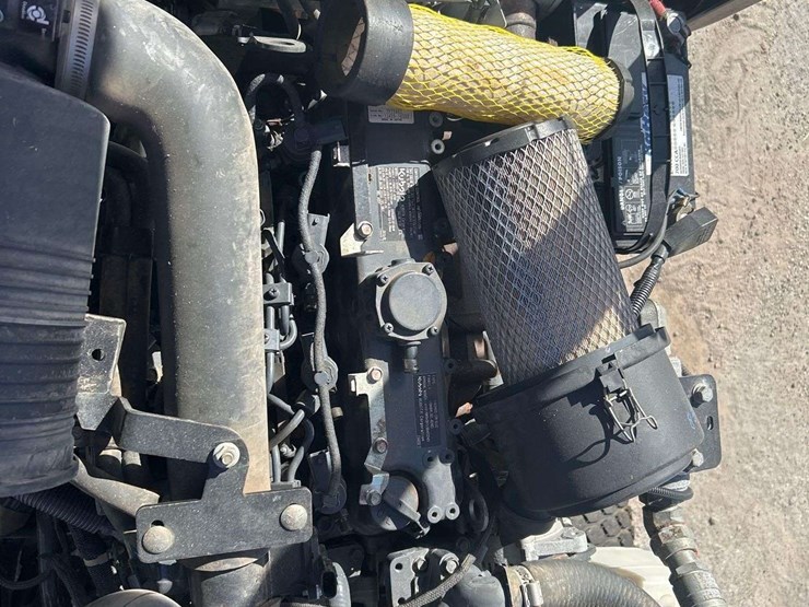 2015-jacobsen-ar522-image-8