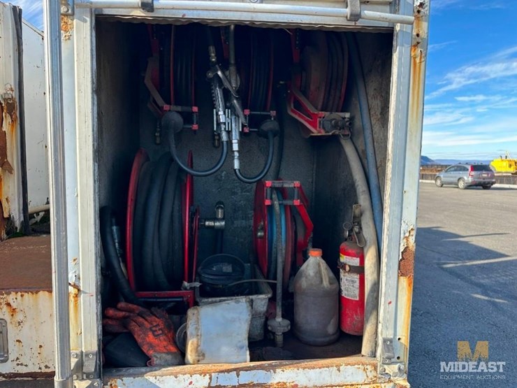 2004-peterbilt-pb335-fuel/lube-truck-xx65317-image-20