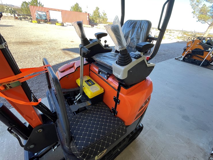 #236-•-mini-excavator-image-18