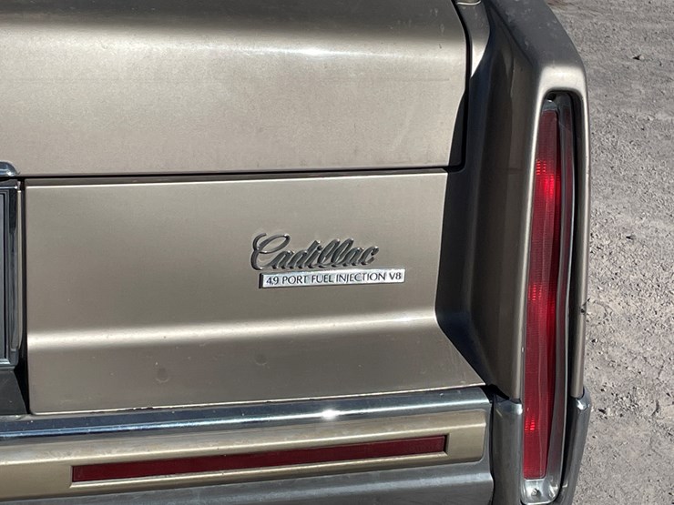 #7-•-cadillac-deville-(nm-title-in-delay)-image-35