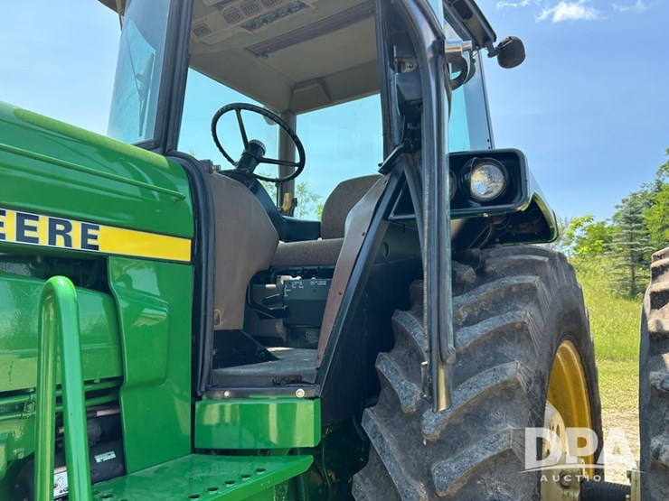 john-deere-4650-image-25