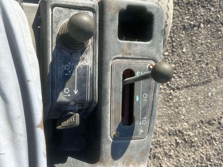 2014-toro-greensmaster-3150-image-7