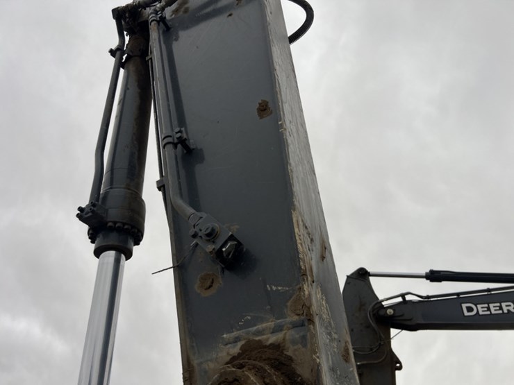 deere-345g-lc-image-21