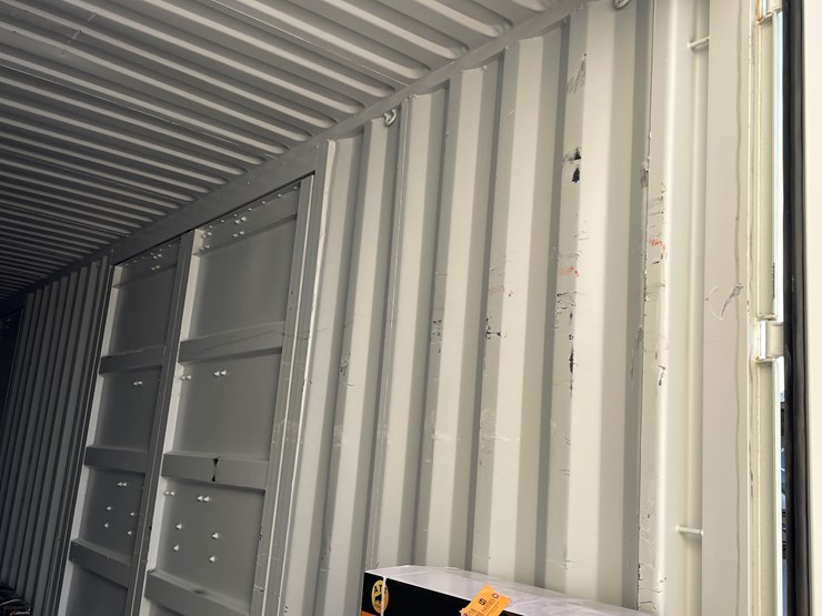 #199-•-40'-high-cube-multi-door-container-image-31