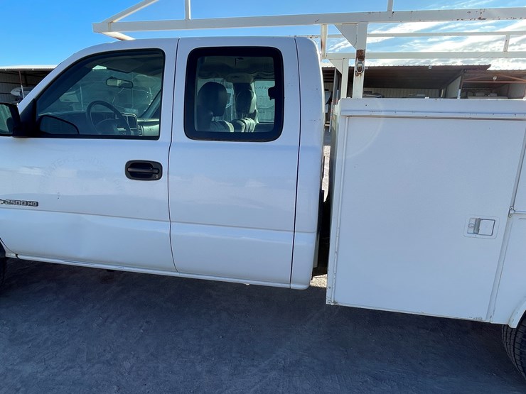 2007-chevrolet-silverado-2500-image-49