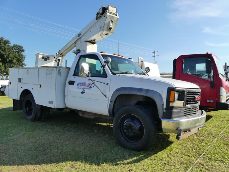 1999-gmc-3500-image-2