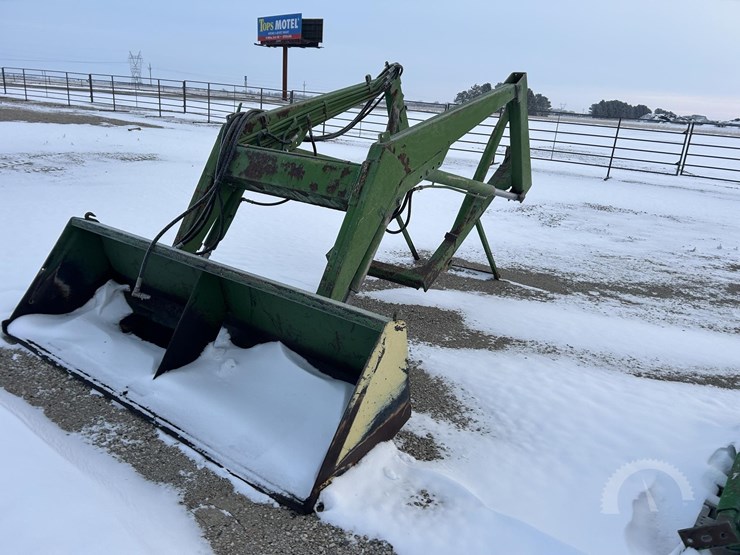 john-deere-loader-image-1