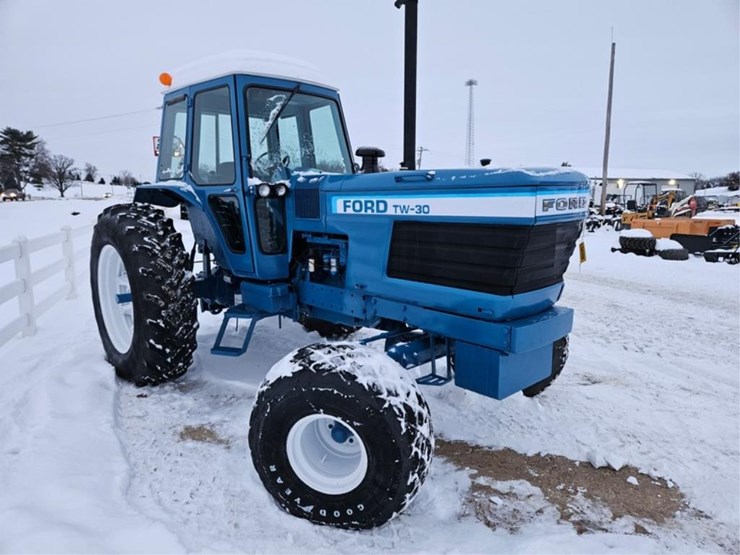 ford-tractor-image-10