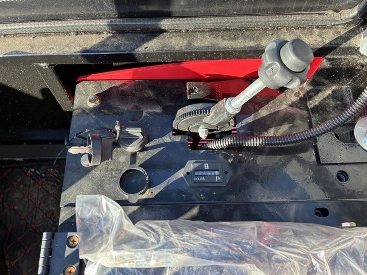 2025-miva-vc13c-excavator-image-21