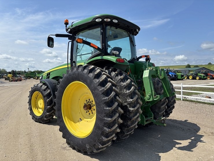 john-deere-8335r-image-3