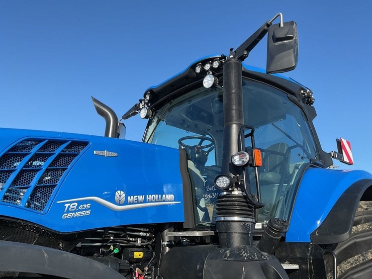 new-holland-t8.435-image-11